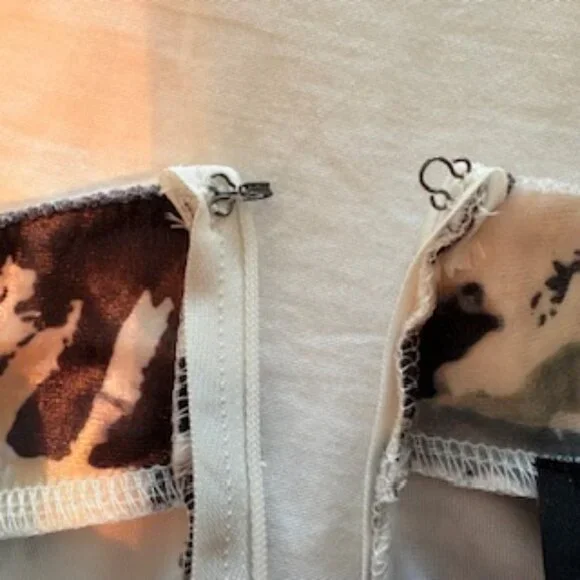 ✨NWT ELOQUII Printed Velvet Mock Neck Dress – Size 20✨ - Picture 9 of 11